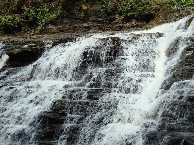 Thác Thủy Tiên